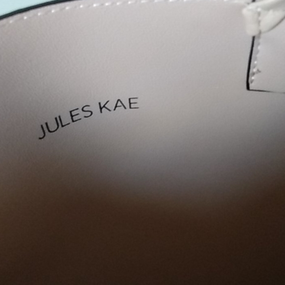 Purse - Picture 4 of 8